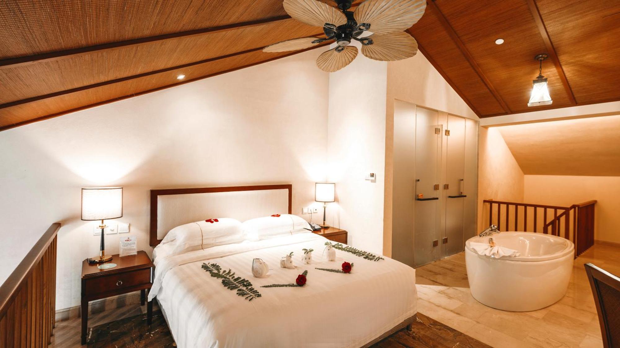 ซือสีซู เจียงโกว ยาหลง เบย์ รีสอร์ต Hotel ซานย่า ภายนอก รูปภาพ